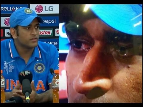 dhoni crying