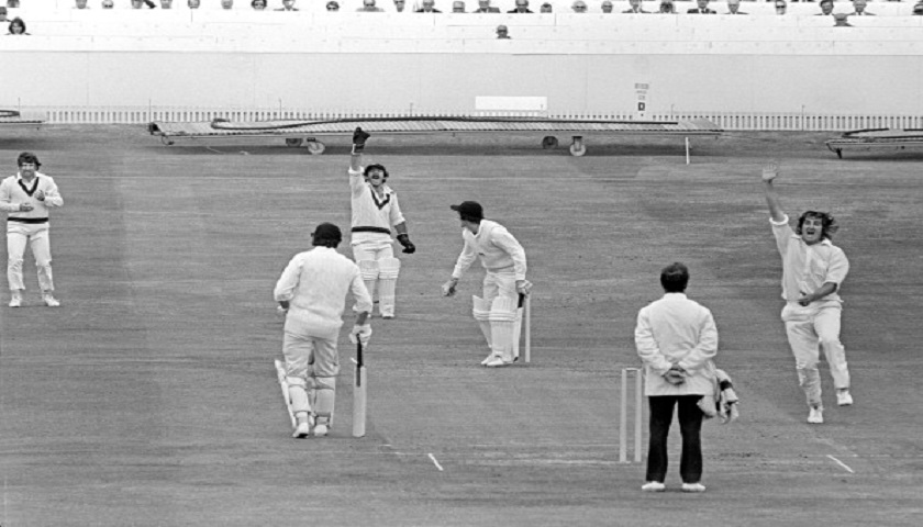 1st semifinal: England vs Australia (18 June 1975)