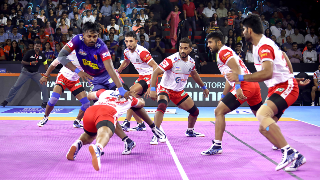 Dabang Delhi reclaim top spot after third straight win