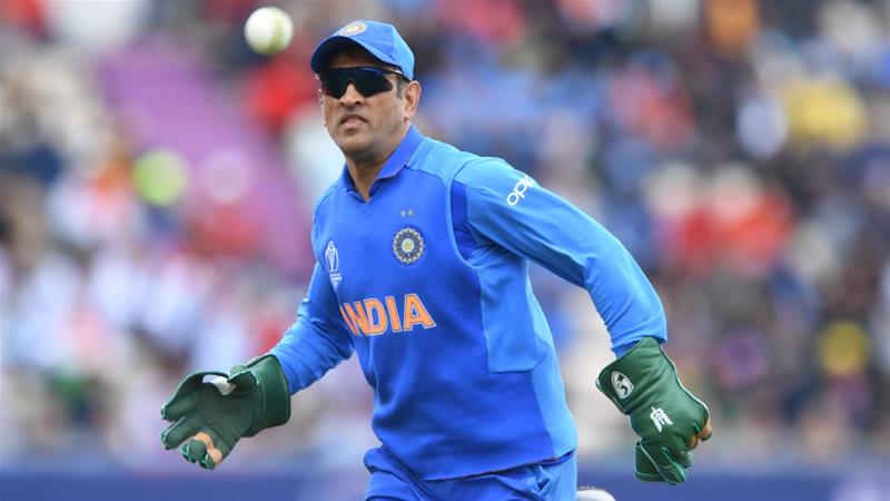 MS Dhoni Images