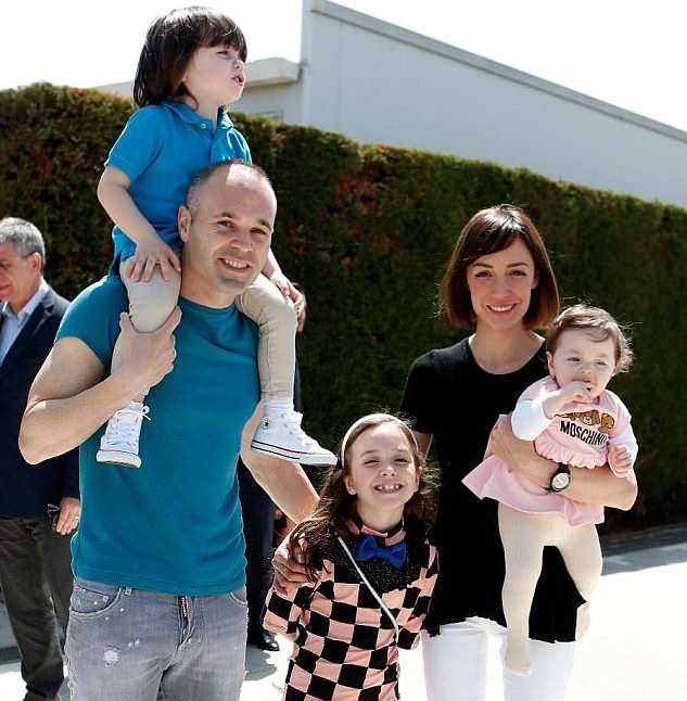 Andres Iniesta family