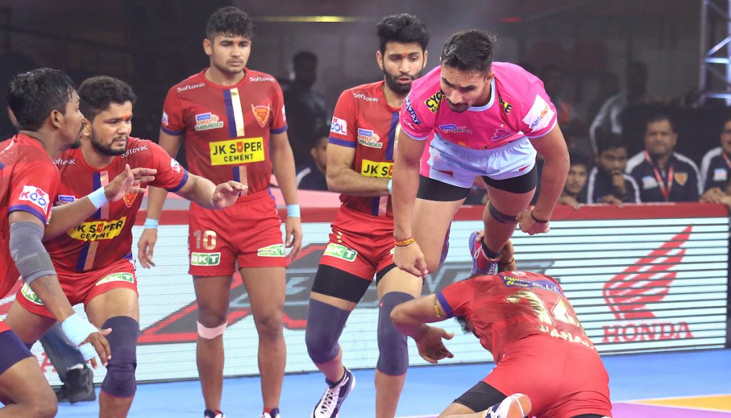 Jaipur Pink Panthers v Dabang Delhi K.C.