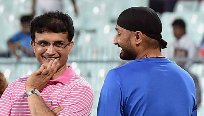 Is Sourav Ganguly & Harbhajan Singh Tweet Conversation Hinting Something Big?
