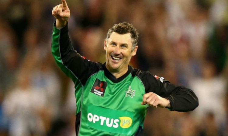 Kolkata Knight Riders Appoints Mike Hussey as Mentor, Kyle Mills as Bowling Coach