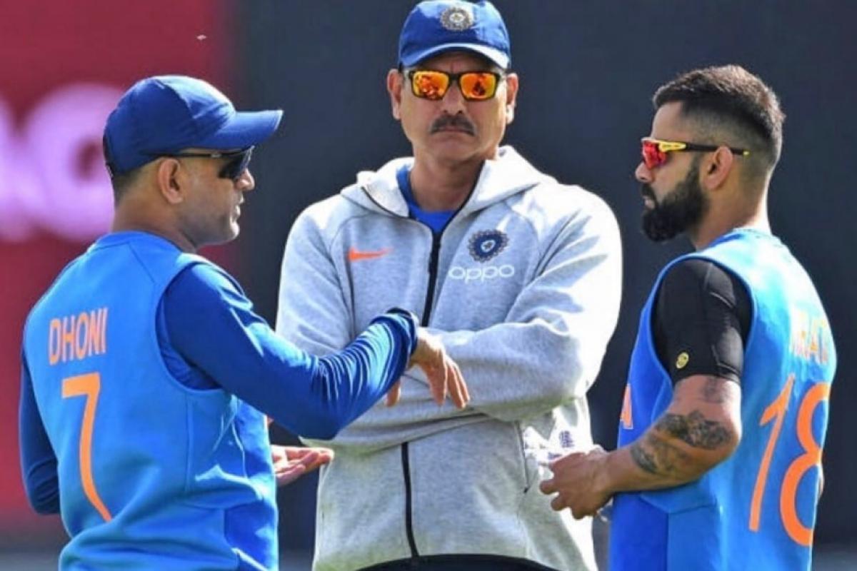 Shastri Reserves Judgement on Dhoni’s Future, Wants Keeper to Play in IPL 2020