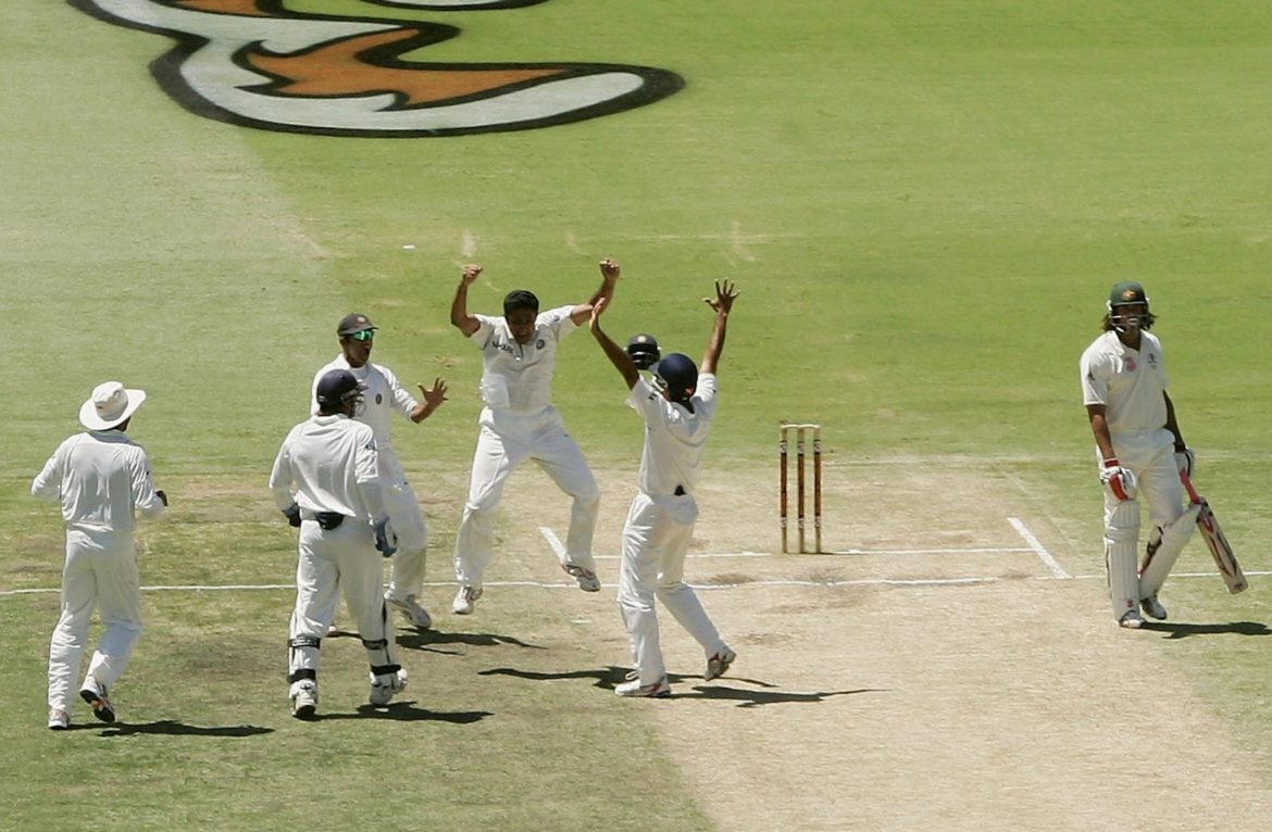 kumble-600th-wicket-vs-aus