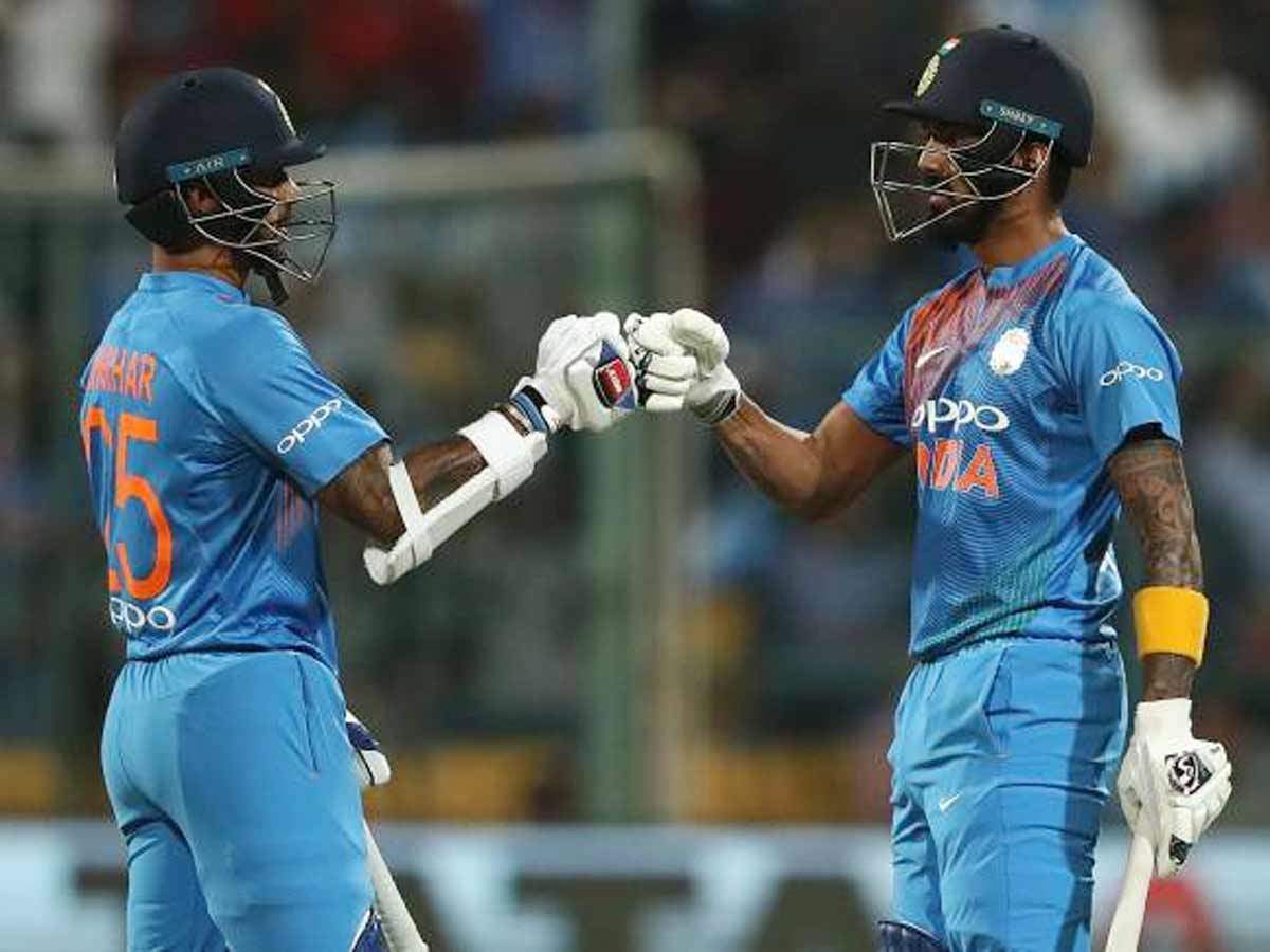 virat-kohli-on-selecting-between-KLrahul-and-dhawan