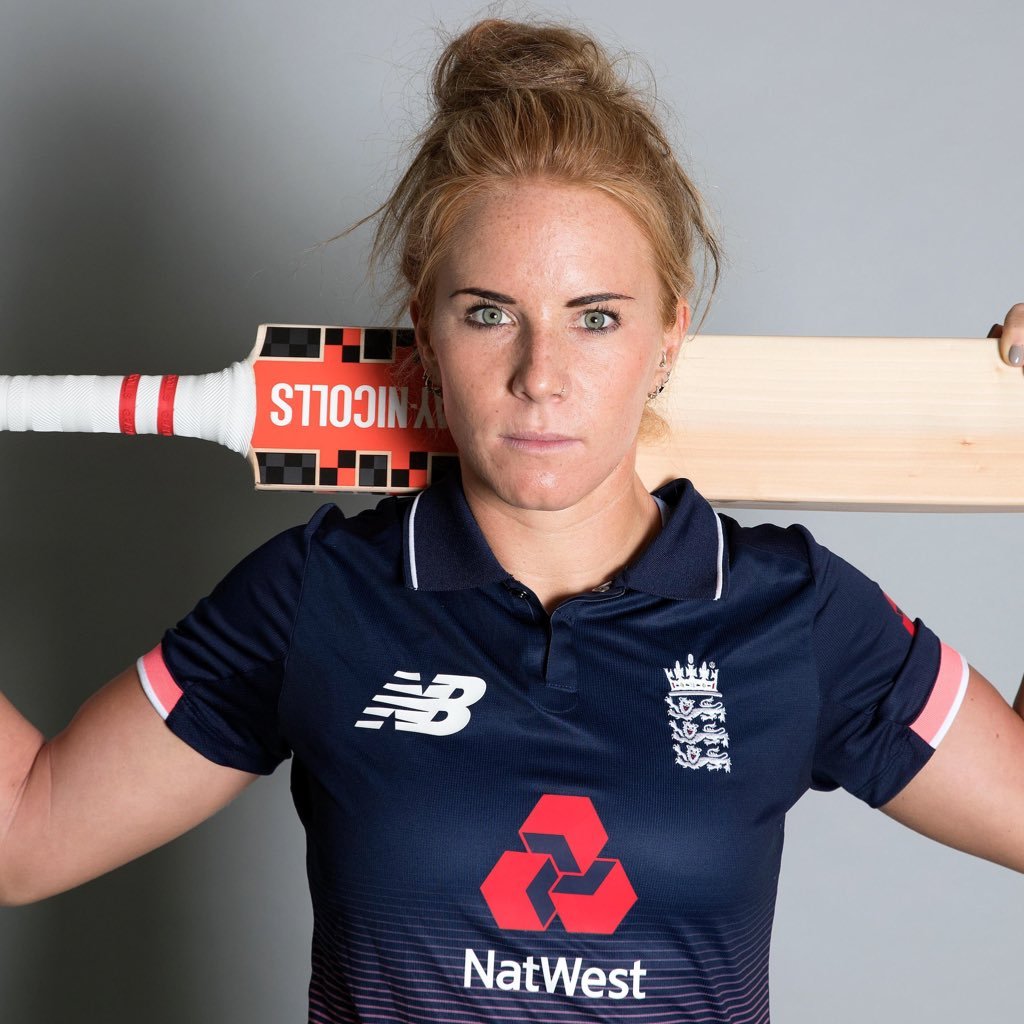 Lauren Winfield Biography: Age, Height, Early Life, Professional Life, Facts & Net Worth