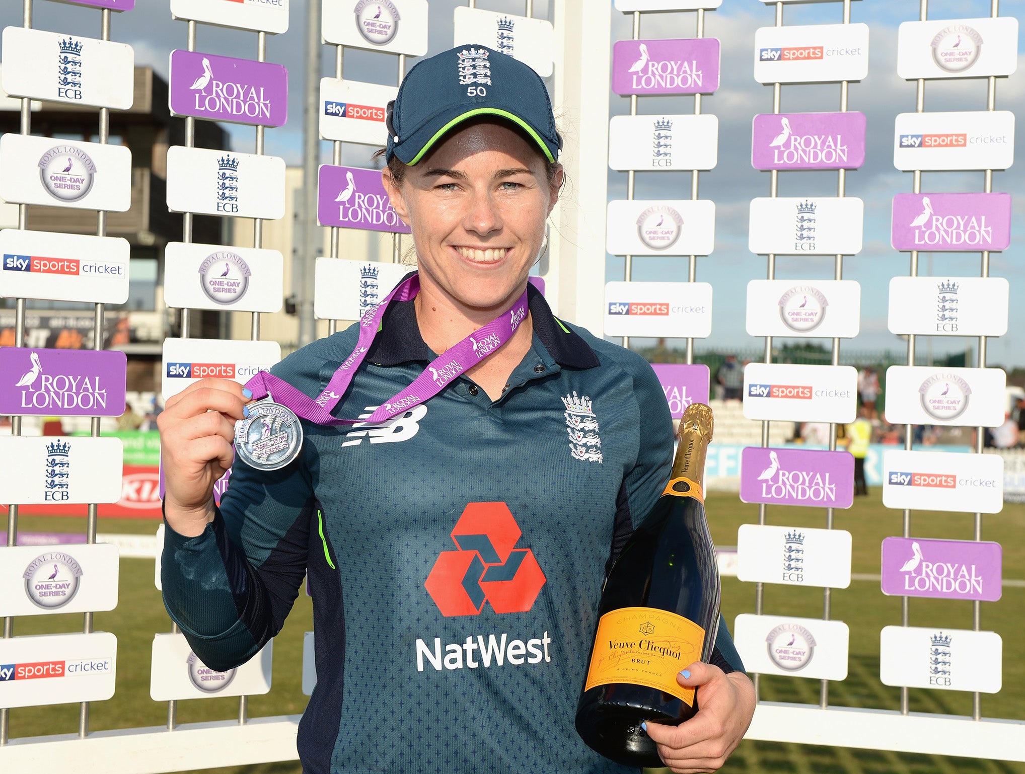 Tammy Beaumont Biography: Age, Height, Early Life, Professional Life, Facts & Net Worth