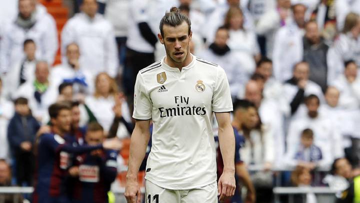 Star Footballer Gareth Bale’s left foot repotedly insured for a whopping $126 Mn
