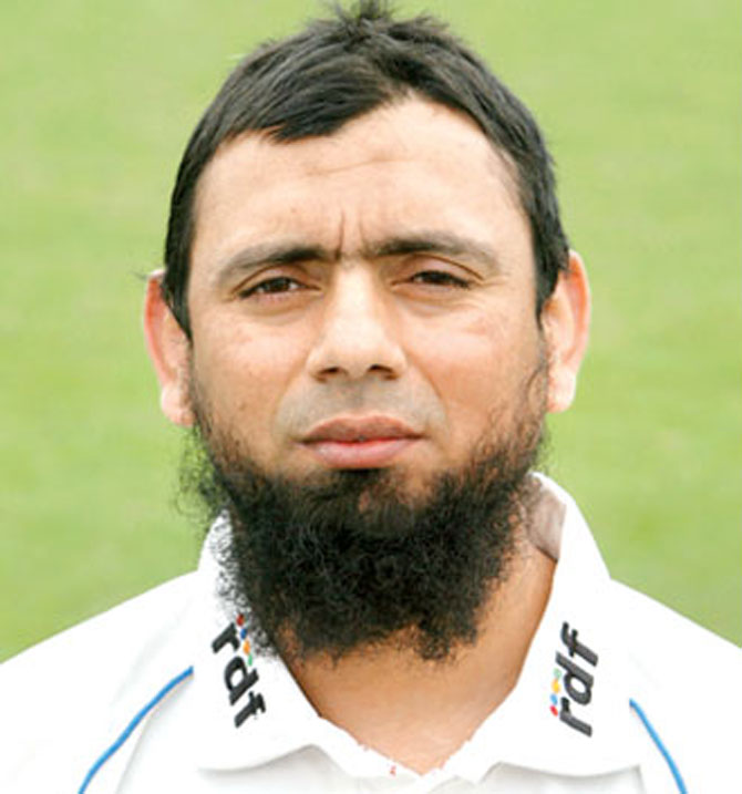 saqlain-mushtaq-most-hat-tricks-in-odi