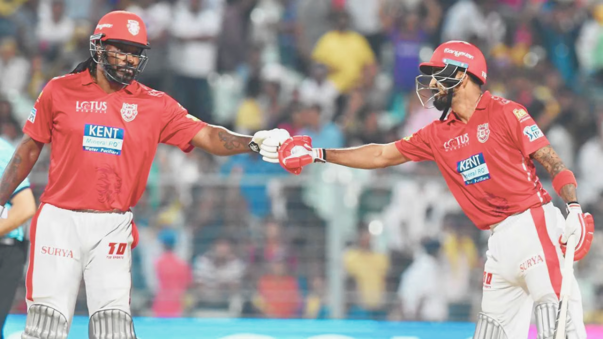 Top 5 Fastest Batsmen to score 4000 runs in IPL history!
