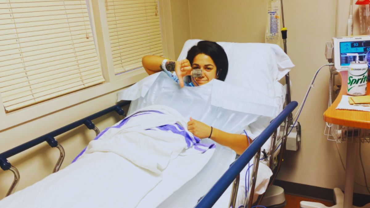 WWE Superstar Bayley Suffers Knee Injury During Salisbury Live Event
