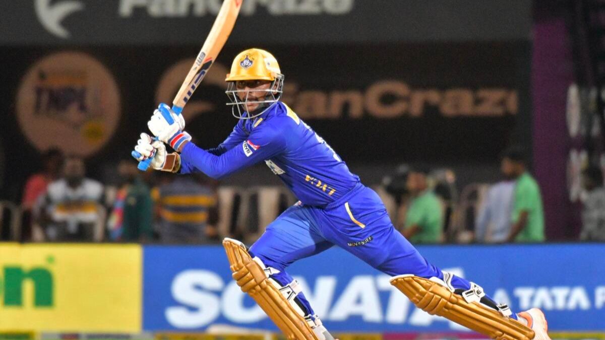 Sarath Kumar Smashes 8 Huge Sixes in 62-Run Inning