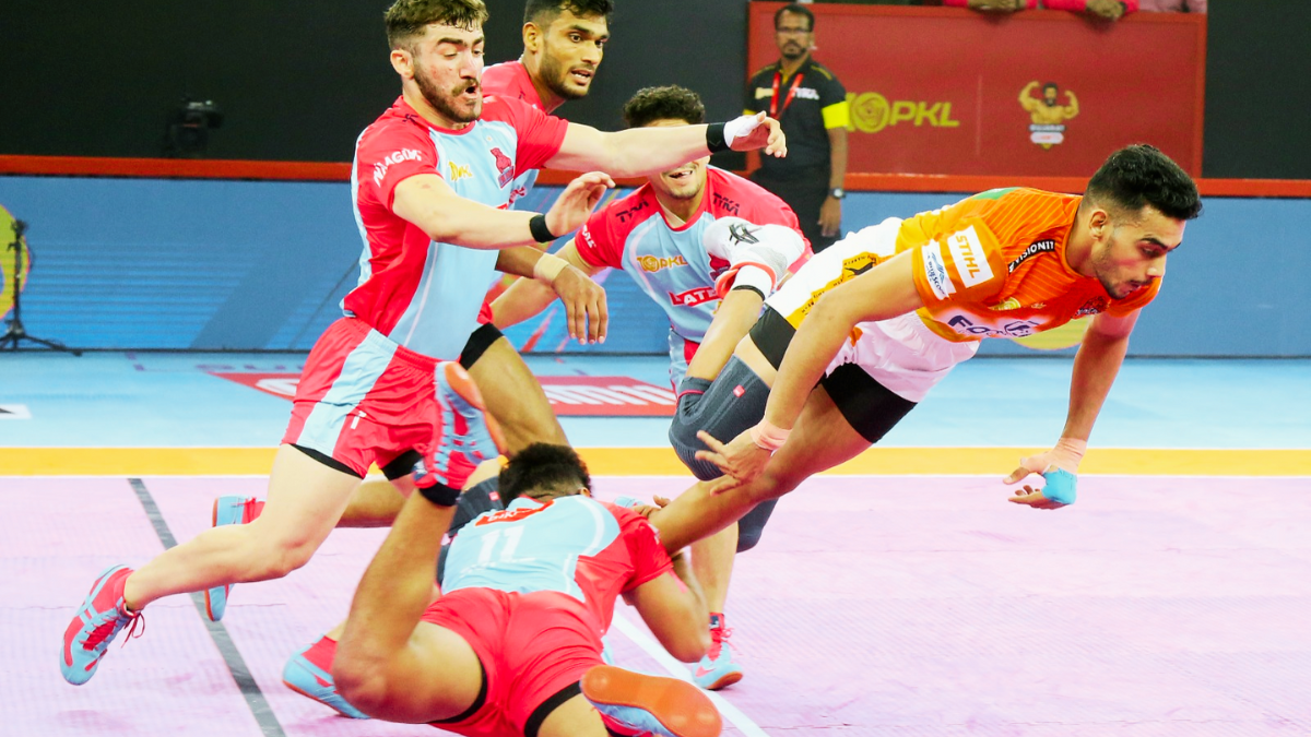 Aslam Stars on Captaincy Debut as Puneri Paltan Stun Defending Champions Jaipur Pink Panthers