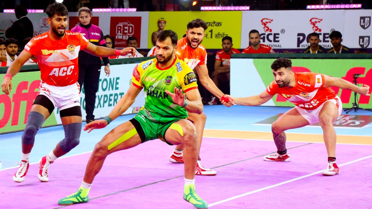 Patna Pirates’ outstanding defence takes them to huge win over Gujarat Giants