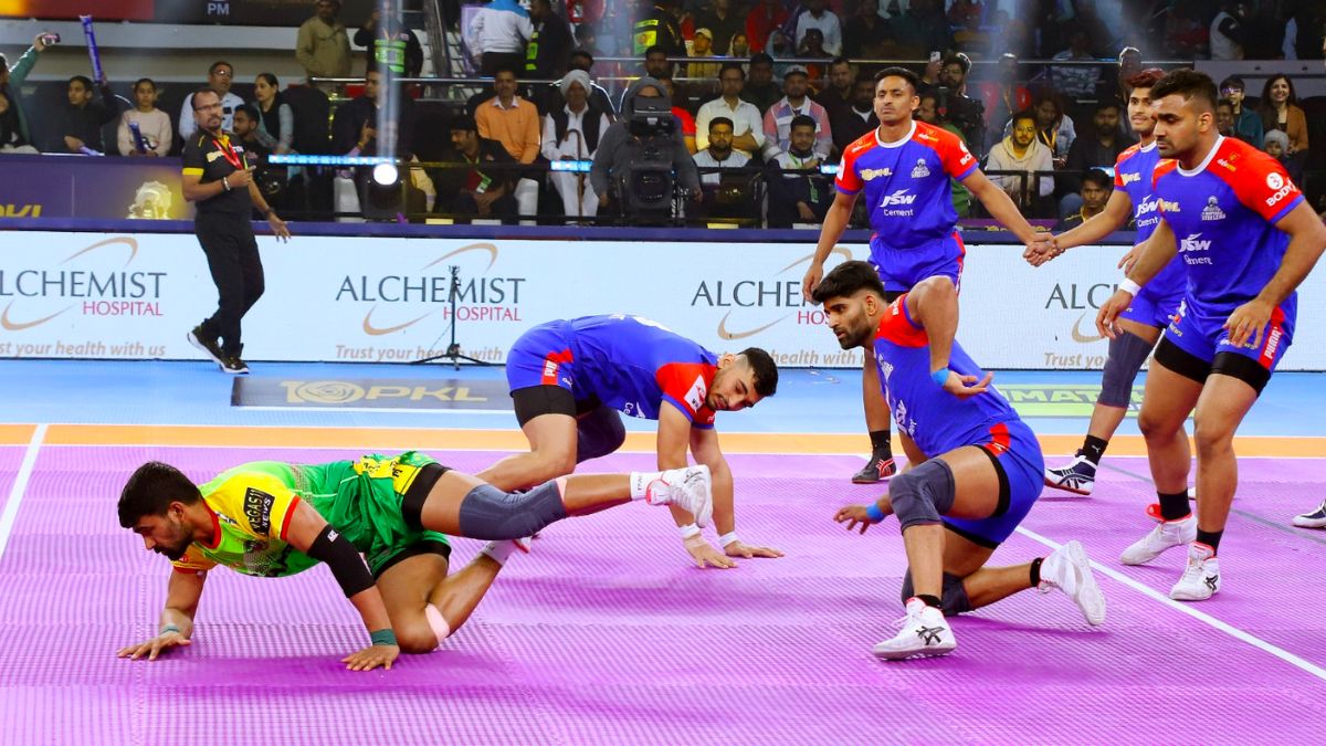 Haryana Steelers beat Patna Pirates at home to seal their spot in playoffs