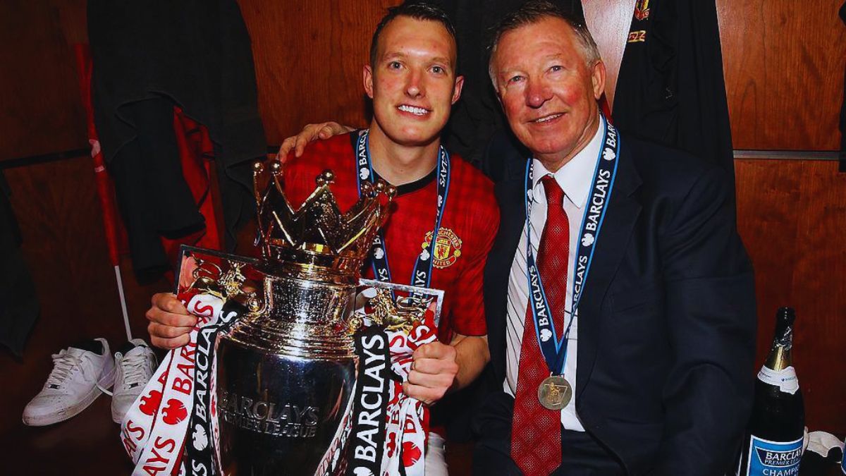 Manchester United, Football, Phil Jones, Apollo
