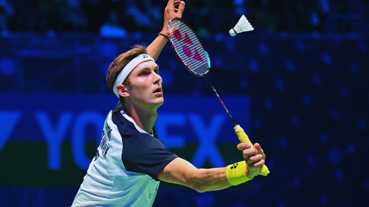 Top Badminton Star Viktor Axelsen Loses Early at All England Open